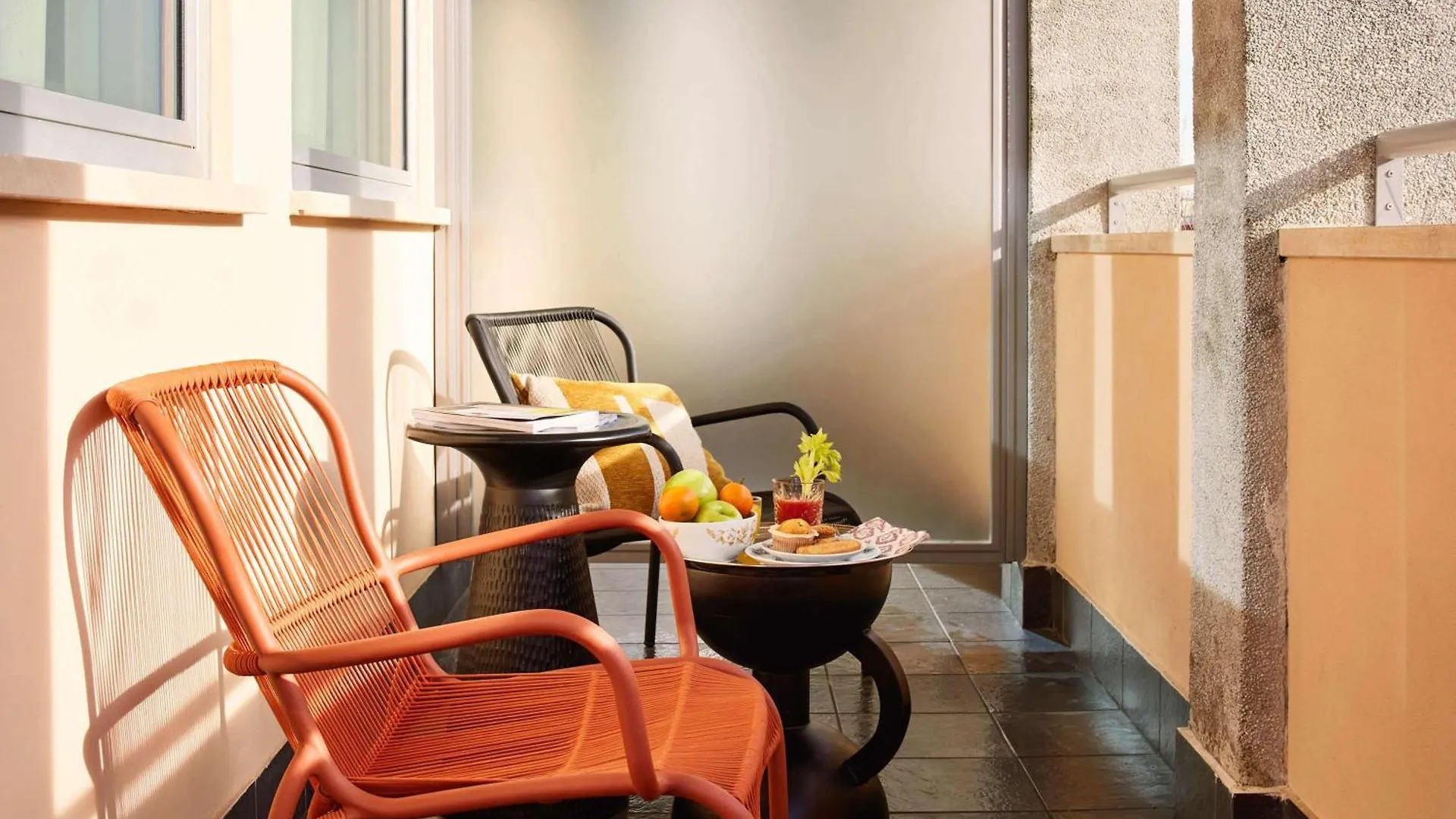 Hotel Mama Shelter Roma 4*, Rom